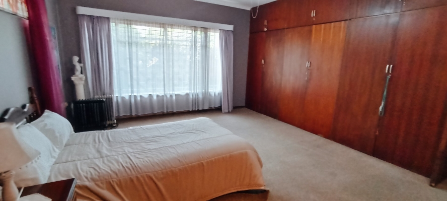 5 Bedroom Property for Sale in Potchefstroom South North West